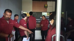 Kasus Korupsi Proyek Truk Sampah: Kantor DLH Sukabumi Digeledah Kejaksaan, Kadis Dirawat di Rumah Sakit