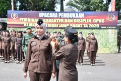 Di Pusdikbekang Cimahi, Kajati Jabar Buka Kegiatan Pembinaan Karakter dan Disiplin CPNS Kejati Jabar 2025