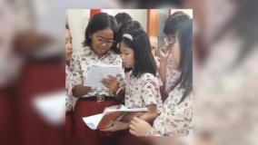 Tingkatkan Kreativitas dan Imajinasi, Murid Kelas 5 A SD Ignatius Slamet Riyadi Gatsu Bandung Belajar Pantun