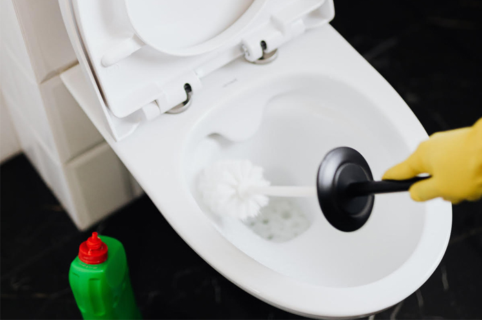 Kamar Mandi Bau Meski Sudah Dibersihkan? Ini Penyebab dan Cara Mengatasinya