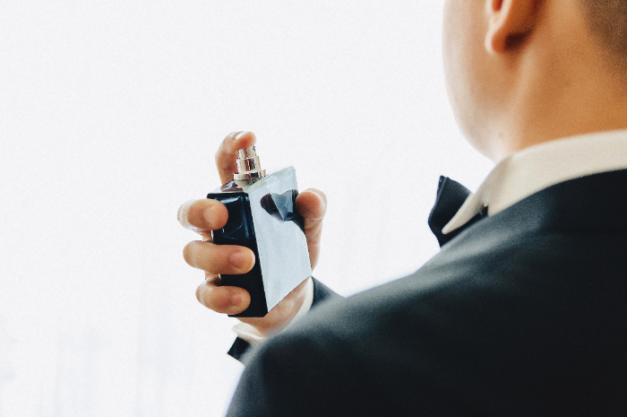 Ganteng Aja Gak Cukup, Simak Tips Memilih Parfum untuk Pria Sesuai Karakter