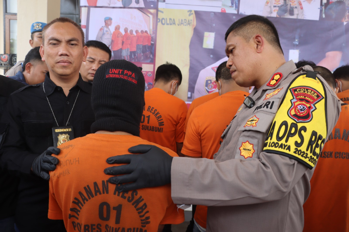 Sungguh Bejat! Ayah di Sukabumi Tega Rudapaksa Dua Anak Kandungnya Hingga Hamil