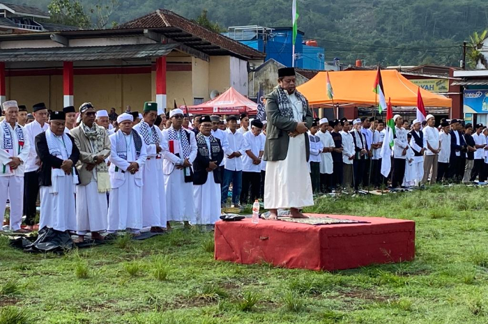 Aksi Peduli Palestina, Ribuan Warga Sukabumi Penuhi Lapang Sekarwangi Cibadak