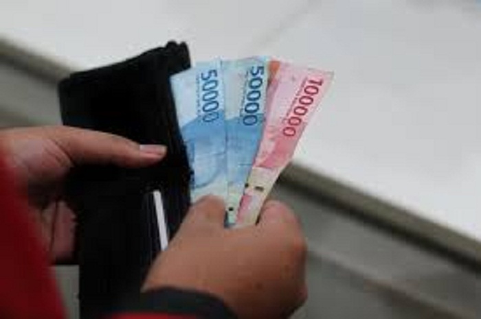 Bey Triadi Enggan Terbitkan Keputusan UMP Jabar 2024? Siap-siap Buruh Bereaksi, Bentuknya: Mogok Massal