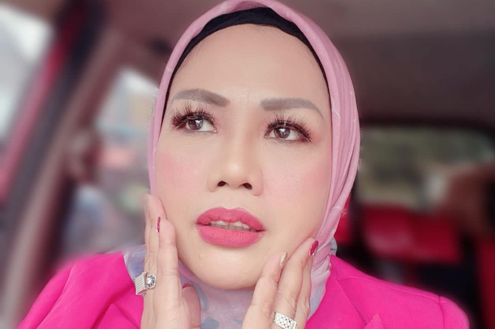 Sindir Hubungan Asmara Eva Manurung dan Jordan Ali, Elly Sugigi: Aku Juga Udah Tua, Tapi Gak Gitu Banget