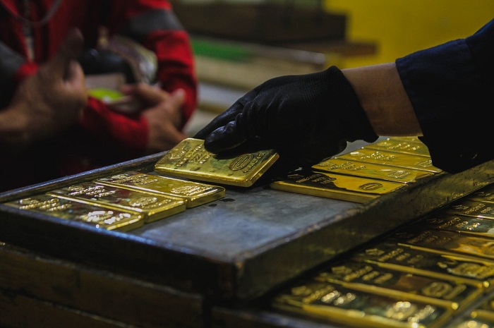Emas Antam Semakin Gemerlap, Harganya Melejit Drastis, Saatnya Jual?