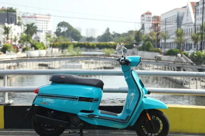 Terlalu Murah! Kredit Motor Matic Lambretta V125 Special Cuma 600 Ribuan, Desainnya Mirip Banget Sama Vespa! 