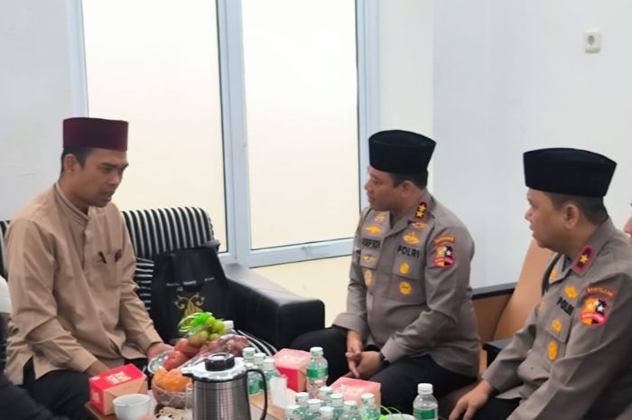 Silaturahmi dengan Kaops NCS Polri, UAS Serukan Masyarakat Jaga Perdamaian Jelang Pemilu 2024