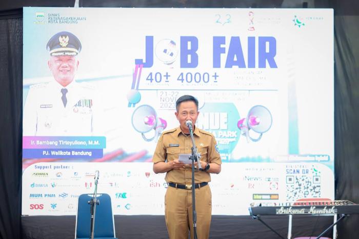 Pemkot Bandung Rekomendasi Kenaikan Upah Minimum Kota Sebesar 4 Persen, Begini Kata Disnaker