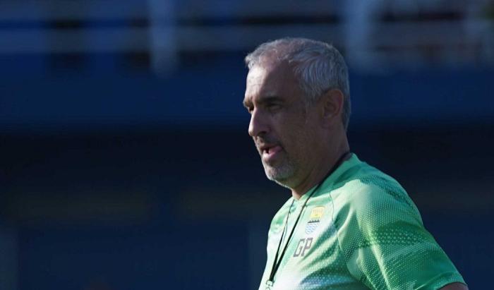 Agar Tak Ketergantungan DDS dan Ciro Alves, Persib Cari Striker Lokal