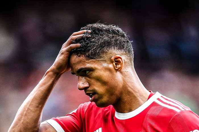 Warning Bagi United, Bayern Muenchen Terfavorit Rekrut Raphael Varane