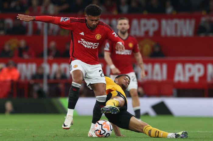 Kehadiran Sir Jim Ratcliffe di MU Bisa Buka Jalan Juventus Boyong Jadon Sancho
