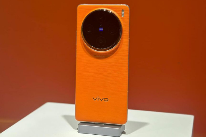 Review HP Vivo X100 Pro, Tawarkan Chipset Dimensity 9300, Fast Charging 100 W, dan RAM Luas