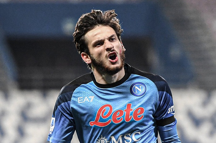 Chelsea Mengekor United, Nimbrung Uber Winger Napoli Ini