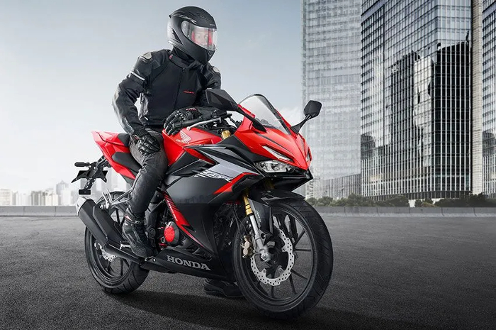 Kredit All New Honda CBR 150R Murah Cuma 600 Ribuan, Motor Sport Murah, Desain Mewah, Mesin Gagah!