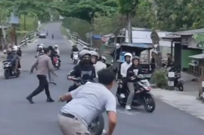 Geger! Aksi Sekelompok Remaja Konvoi di Gunungkidul, Ancam Warga dengan Sajam, 13 Orang Diamankan Polisi