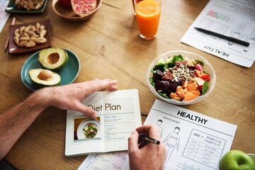 3 Tips Diet saat Musim Hujan, Efektif Turunkan Berat Badan