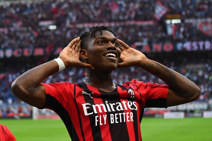 Manchester City Serius Uber Bomber AC Milan Ini Meski Bandrolnya Super Mahal, Siapa Dia?