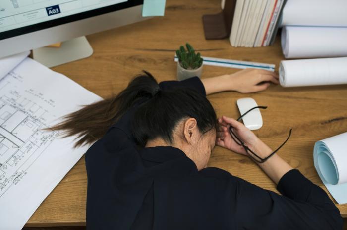 Menggangu Pikiran? Ini Dia 5 Tips Atasi Kelelahan dalam Bekerja, Pejuang Nafkah Wajib Tahu!