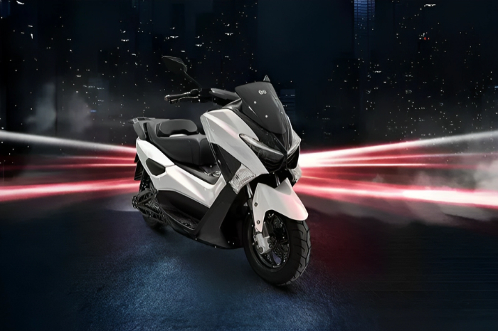 Kredit KOOL Bima Cuma 400 Ribuan, Motor Listrik Nyentrik Mirip Honda PCX, Minat?