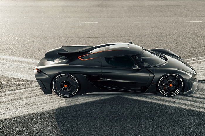 Proyek Gokil Koenigsegg: Bangun Hypercar Berlapis Emas Murni 24 Karat