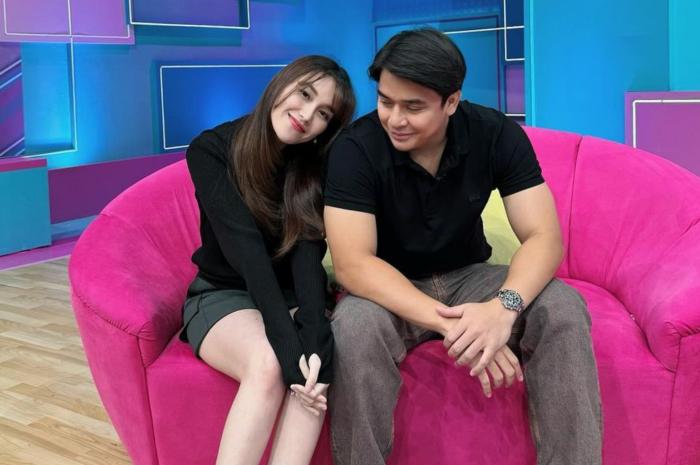 Billy Syahputra Unggah Foto Mesra dengan Ayu Ting Ting, Netizen Singgung Boy William