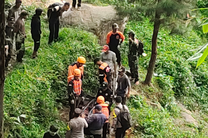 Pria Tewas Tenggelam di Curug Congcot Sukabumi, Evakuasi Berlangsung Dramatis