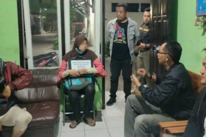 Seorang Pengemis asal Jombang Viral: Siang Ngemis, Malam Menginap di Hotel Mewah