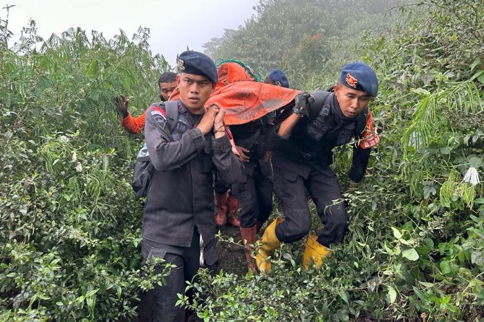 Pendaki Terakhir Korban Erupsi Gunung Marapi Ditemukan, Tim Gabungan Masih Sisir Lokasi