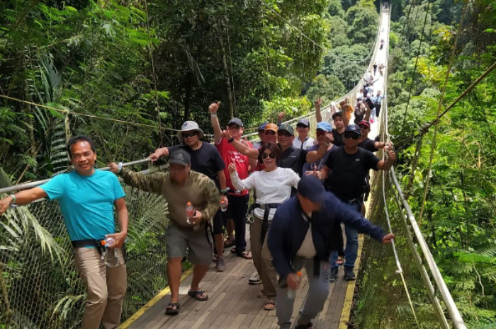 Aneka Tempat Wisata di Situ Gunung Sukabumi, Ada Jembatan Gantung Terpanjang di Asia Tenggara!