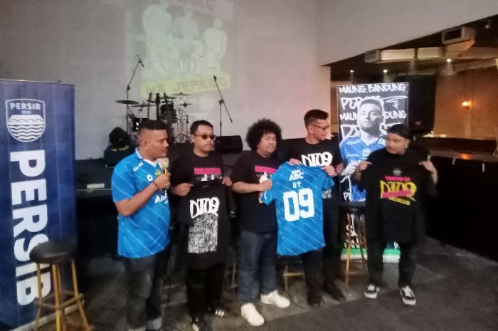 Persib Bandung Jalin Kolaborasi dengan DT09, Grup Band Lokal yang Akan Laksanakan Tour ke Jepang