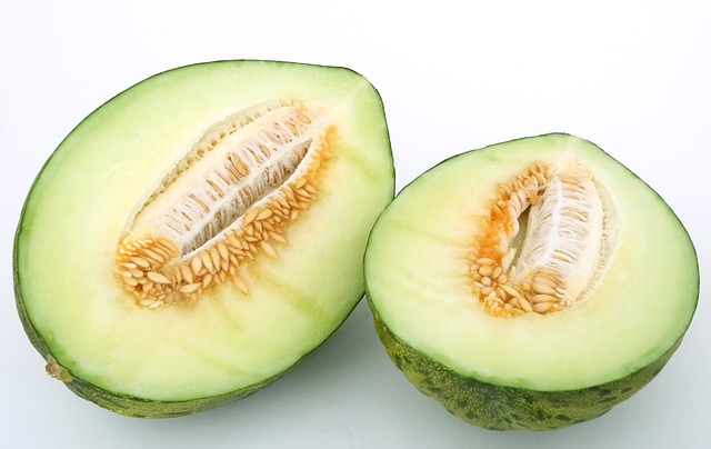 5 Manfaat Melon, Pengontrol Gula Darah hingga Sehatkan Gigi!