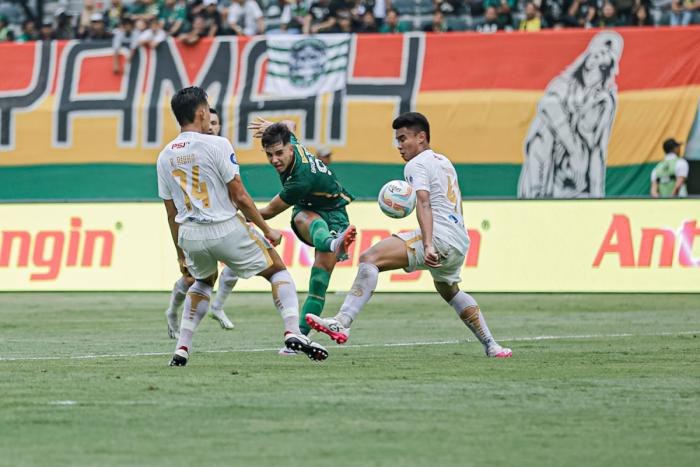 Hasil Persebaya Surabaya vs Persija Jakarta: Bajul Ijo Tahan Imbang Macan Kemayoran