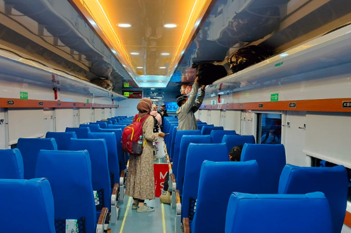 KAI Gelar Promo Tiket Kereta Murah, Diskon Hingga 20 Persen, Libur Nataru Makin Asyik!