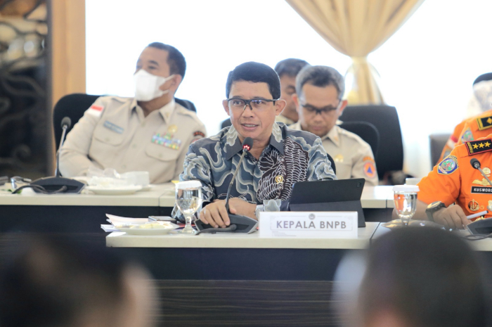 Jelang Libur Nataru 2024, BNPB Dorong Tiap Pemda Tetapkan Status Siaga Darurat Bencana