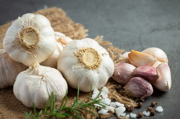 Tak Hanya Buat Bumbu Dapur, Bawang Putih Punya Manfaat bagi Kesehatan Rambut 