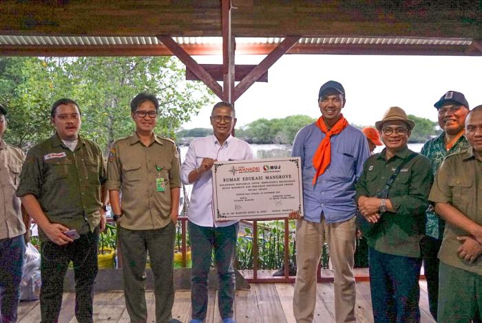 Komitmen Kurangi Emisi Karbon dan Abrasi, MUJ Tanam 7.000 Mangrove dan Bangun Rumah Edukasi 