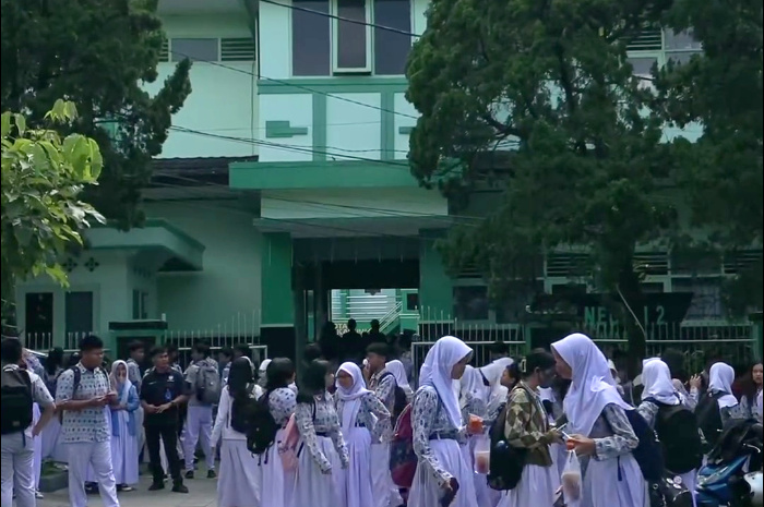 144 Kecamatan di Jabar Tak Punya SMA/SMK Negeri, Bey Machmudin: Pembangunan Sekolah Harus Jadi Prioritas!