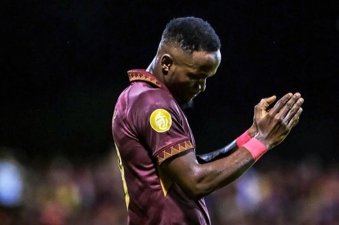 Victor Mansaray Mundur dari PSM Makassar Karena Tunggakan Gaji, Publik Sepak Bola Desak PSSI Bertindak