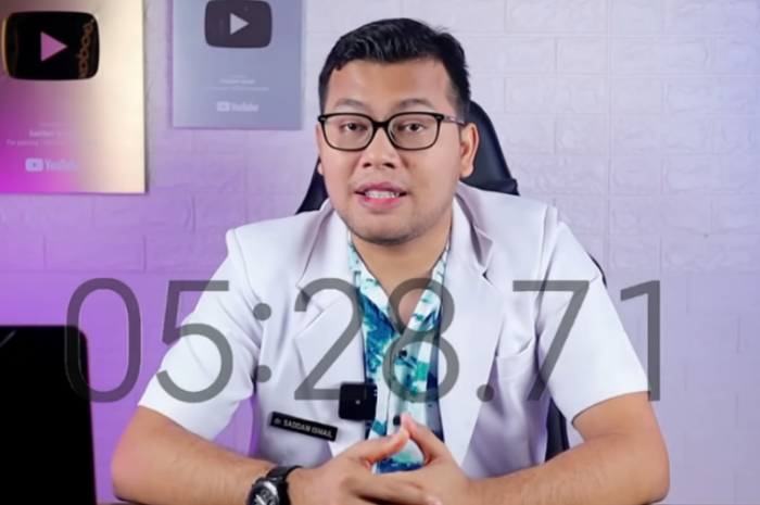 Gak Usah Panik! Ini Makanan yang Bisa Melancarkan Siklus Menstruasi Tidak Normal Menurut dr Saddam Ismail