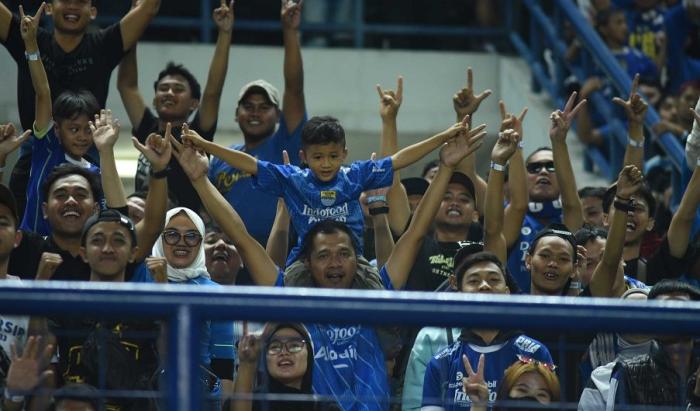 Pentolan Bobotoh Akui Belum Bisa Terima Perubahan Hari Jadi Persib