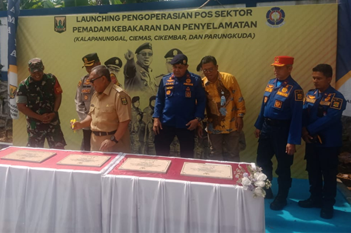 Bupati Sukabumi Launching Pengoperasian 4 Pos Pemadam Kebakaran dan Penyelamatan