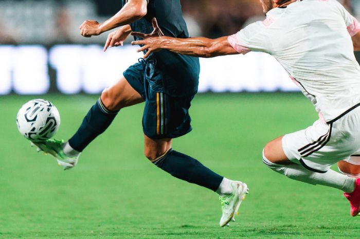 Berperan dalam Ide Super League, Mantan Presiden Juventus Tiba-Tiba Cuit Lagu U2