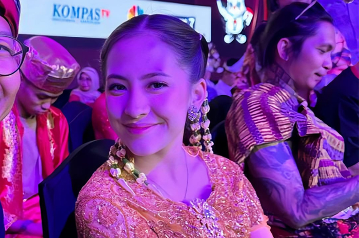 Zara Eks Member JKT48 Duduk di Jajaran Timses Ganjar-Mahfud Saat Debat Cawapres