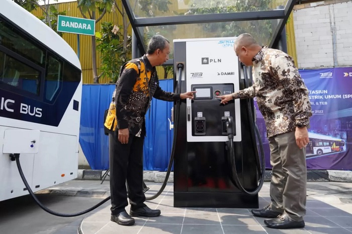 Nataru 2023-2024: Wara-Wiri Berkendaraan Listrik? Tenang Saja, PLN Aktifkan Ratusan SPKLU