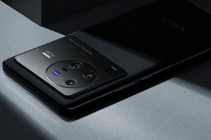 HP Lama Masih Jadi Incaran, Vivo X80 Pro Tawarkan RAM Luas dan Layar AMOLED, Harganya Berapa? 