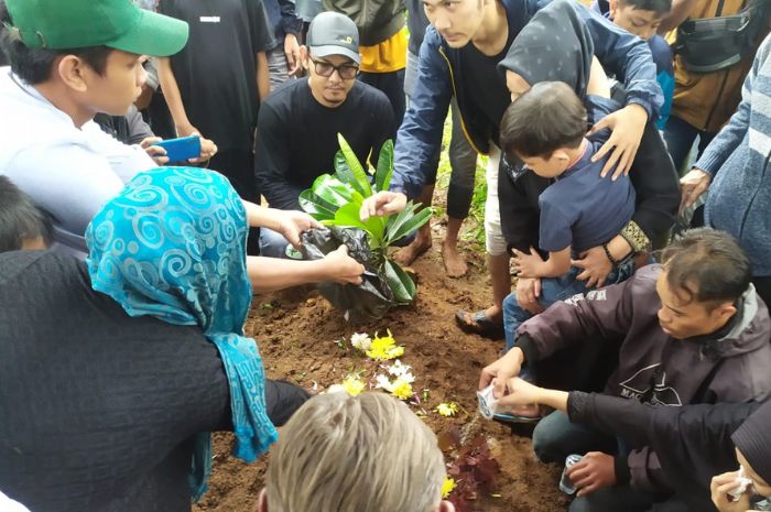 Pramugara KA Turangga Sempat Beri Pesan untuk Putranya, Keluarga: Titip dan Jaga Ibu
