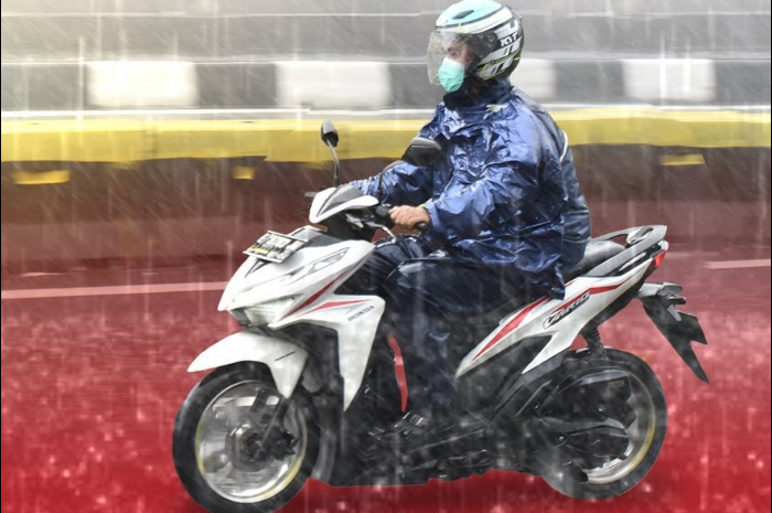 Jangan Diabaikan! Ini Dia Tips Mudah Merawat Sepeda Motor Saat Musim Hujan