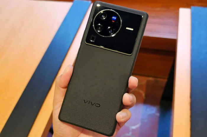 Kenal Lebih Dekat dengan Vivo X80 Pro, HP yang Menawarkan Layar MOLED dan Chipset Kencang, Harga Berapa?