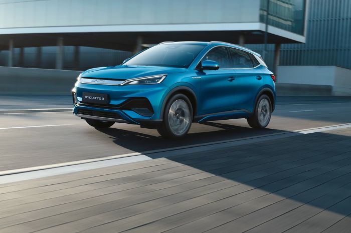 Resmi Masuk Indonesia, BYD Luncurkan 3 Mobil Listrik Sekaligus, Tembus Jarak Tempuh hingga 500 Km